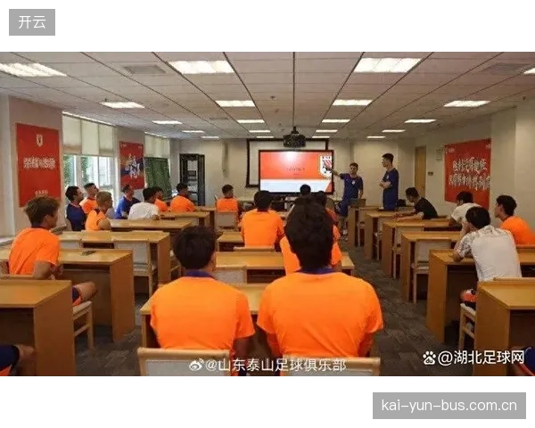 欧洲球队凭借深厚的人才储备延续统治力，青训体系的系统性优势让南美球队难以复制。